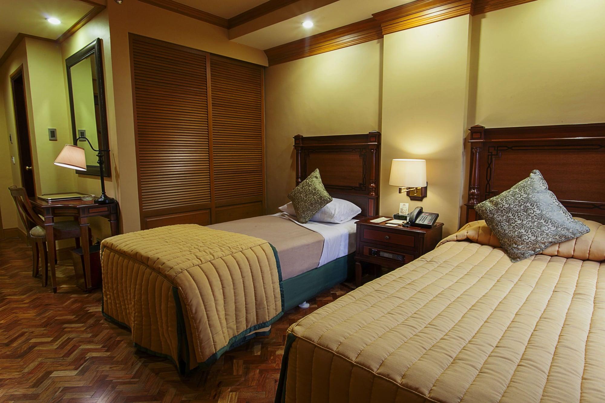Herald 3* Makati City