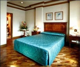 Herald 3* Makati City